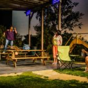 BWW Review: BARBECUE Will Keep You Laughing as the Tale of Two Families Evolves