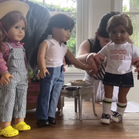 Give Kathryn Hahn a MacArthur Grant for This American Girl Dolls Performance