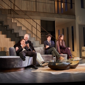 Broadway's Idina Menzel Debuts at LA's Geffen Playhouse in 'Skintight'