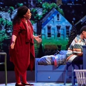 BWW Review: BLACK SUPER HERO MAGIC MAMA Visually Stunning World Premiere Will Invade Your Psyche and Sensibilities