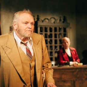 BWW Review: Brian Dennehy Inhabits Lives Remembered in HUGHIE and KRAPP'S LAST TAPE at the Geffen Playhouse