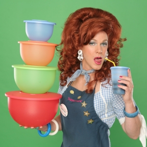 ‘Dixie’s Tupperware Party’ comes to Geffen Playhouse with funny stories, giveaways, audience participation