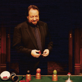 Sleight-of-Hand Show Ricky Jay & His 52 Assistants to Play L.A.'s Geffen