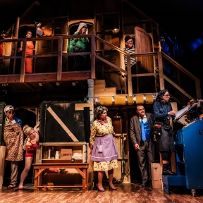 'Noises Off’ turns on the laughs at the Geffen